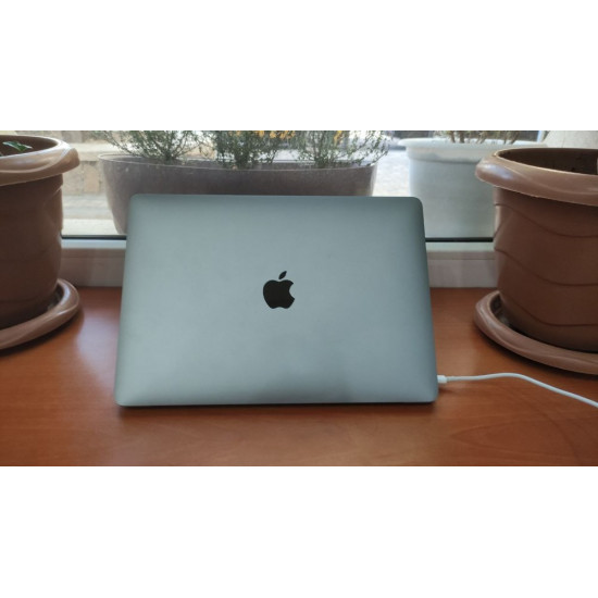 MacBook Pro A1989 İşlənmiş